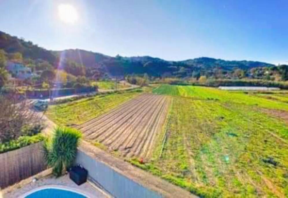 Appartement En Bas De Villa Avec Piscine Auribeau-sur-Siagne Exterior foto